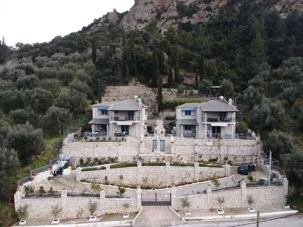 Stone Maisonettes Aigio Eksteriør billede